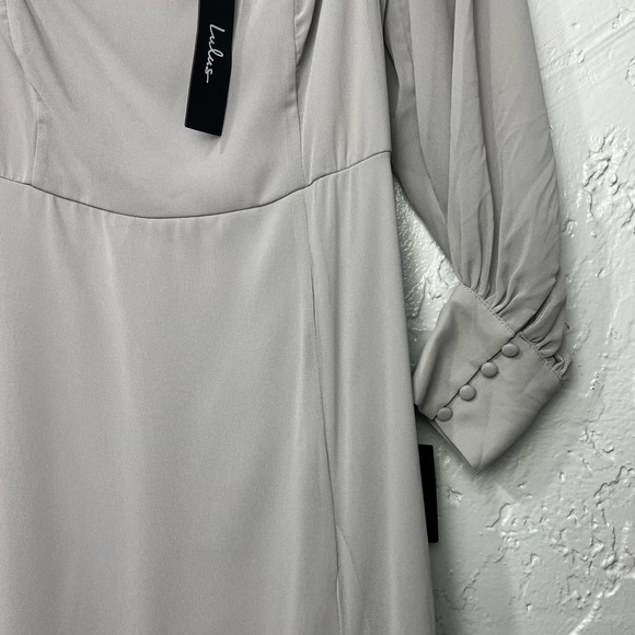 NWT Lulus Feel the Romance Grey Off-the-Shoulder Maxi Dress Size M Bridesmaid - Picture 6 of 9